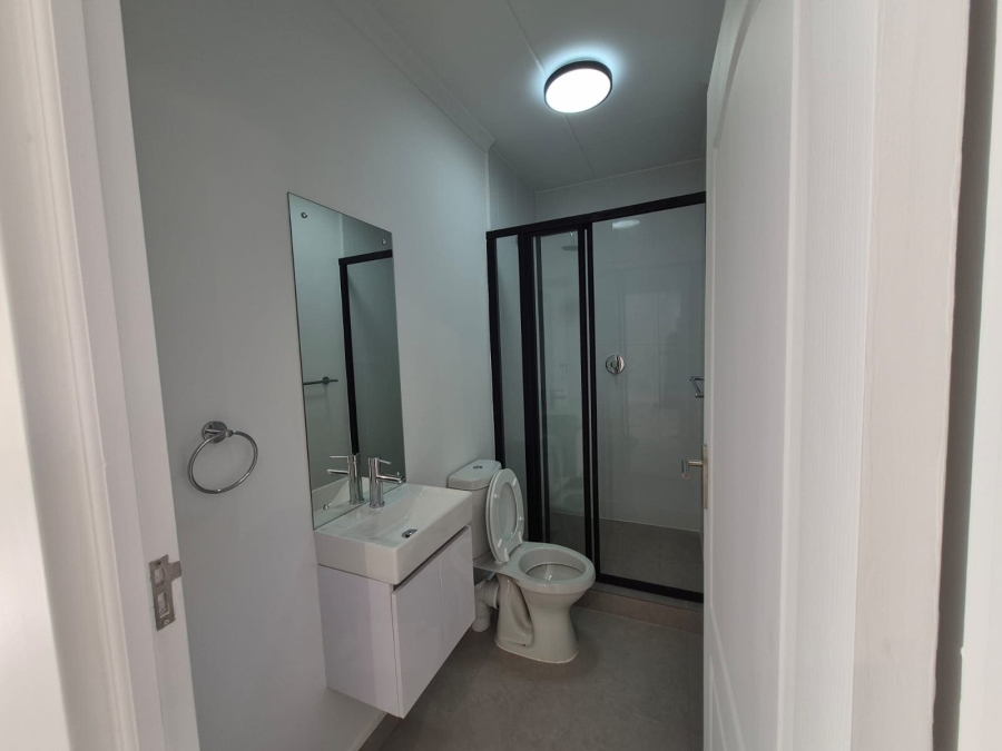 2 Bedroom Property for Sale in Vredekloof Western Cape
